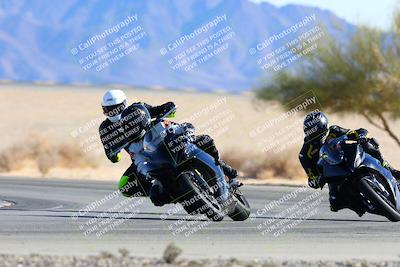 media/Jan-08-2022-SoCal Trackdays (Sat) [[1ec2777125]]/Turn 4 (1145am)/